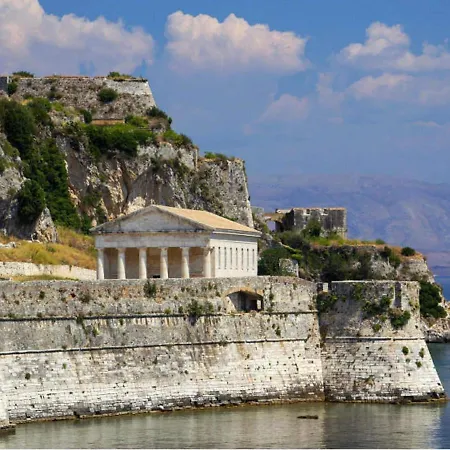 Lejlighed In Near Beaches & Pool *