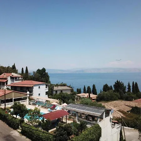 In Near Beaches & Pool Lägenhet Benitses (Corfu)