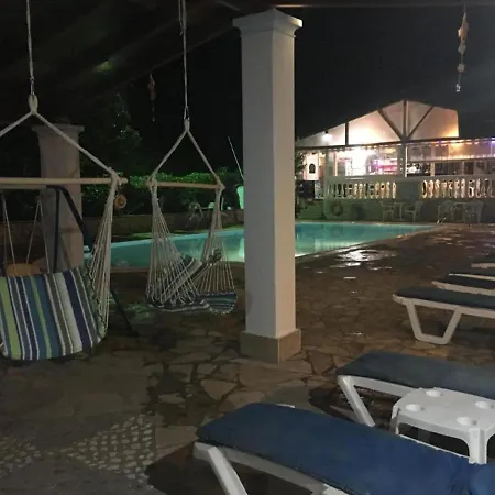 Διαμέρισμα Majestic In With Shared Pool