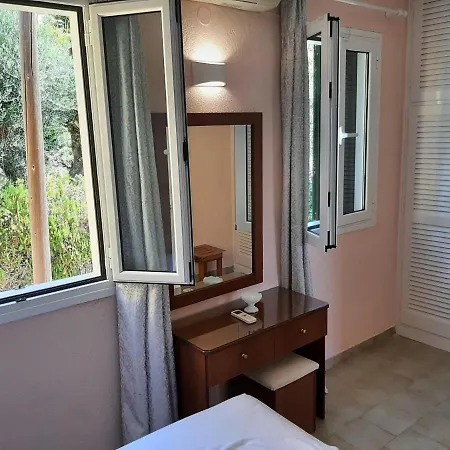 Daire In Near Beaches & Pool