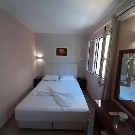 In Near Beaches & Pool Daire *