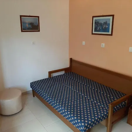 In Near Beaches & Pool Daire Benitses (Corfu)