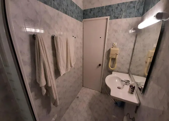 In Near Beaches & Pool Benitses (Corfu)