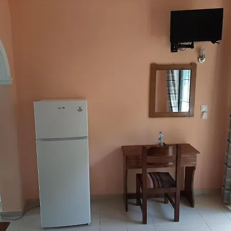 In Near Beaches & Pool Benitses (Corfu)