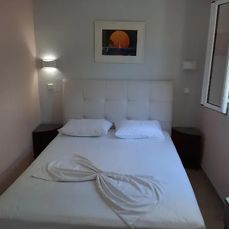 In Near Beaches & Pool